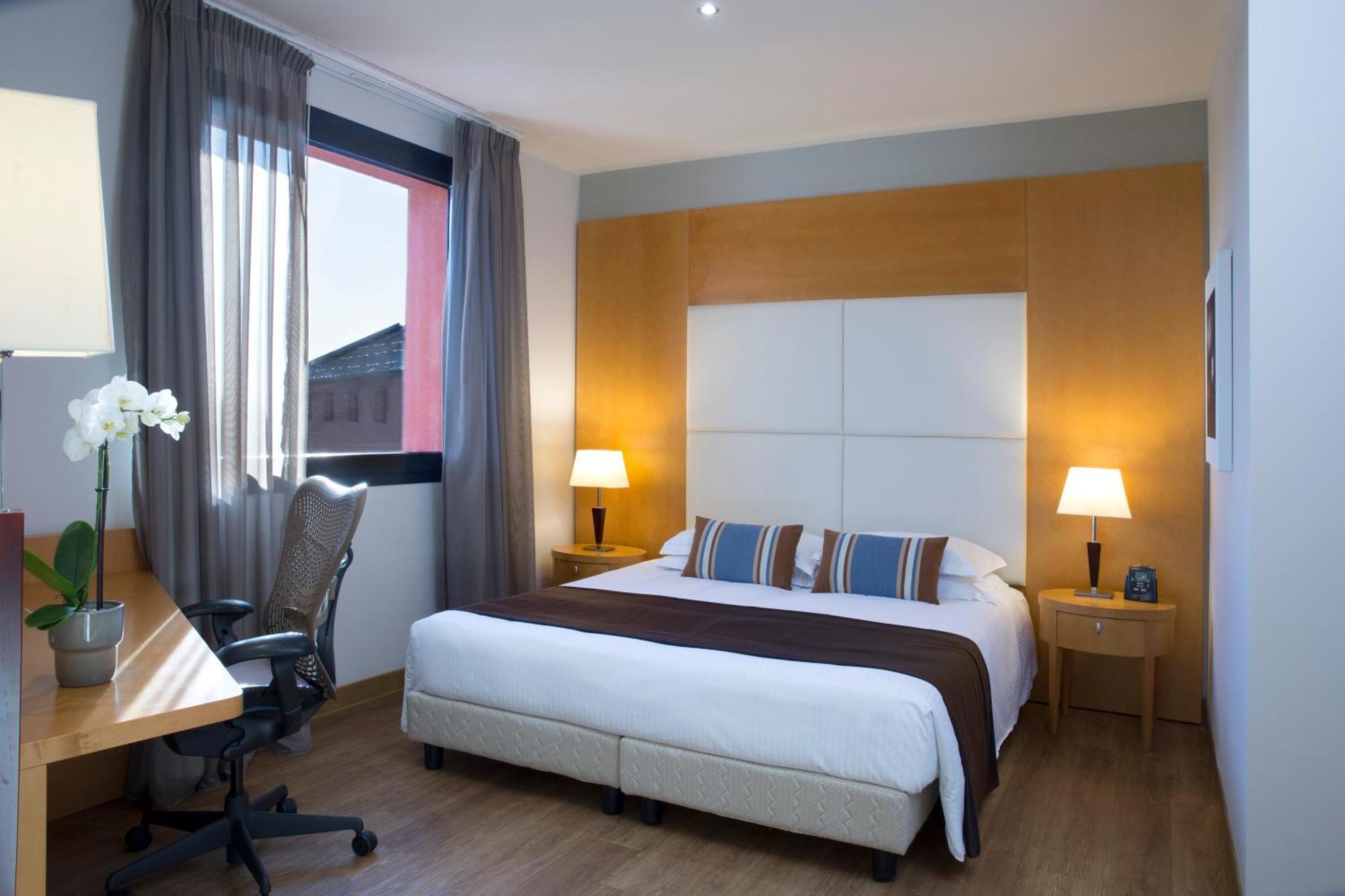 Dolce By Wyndham Milan Malpensa Hotel Somma Lombardo Bagian luar foto