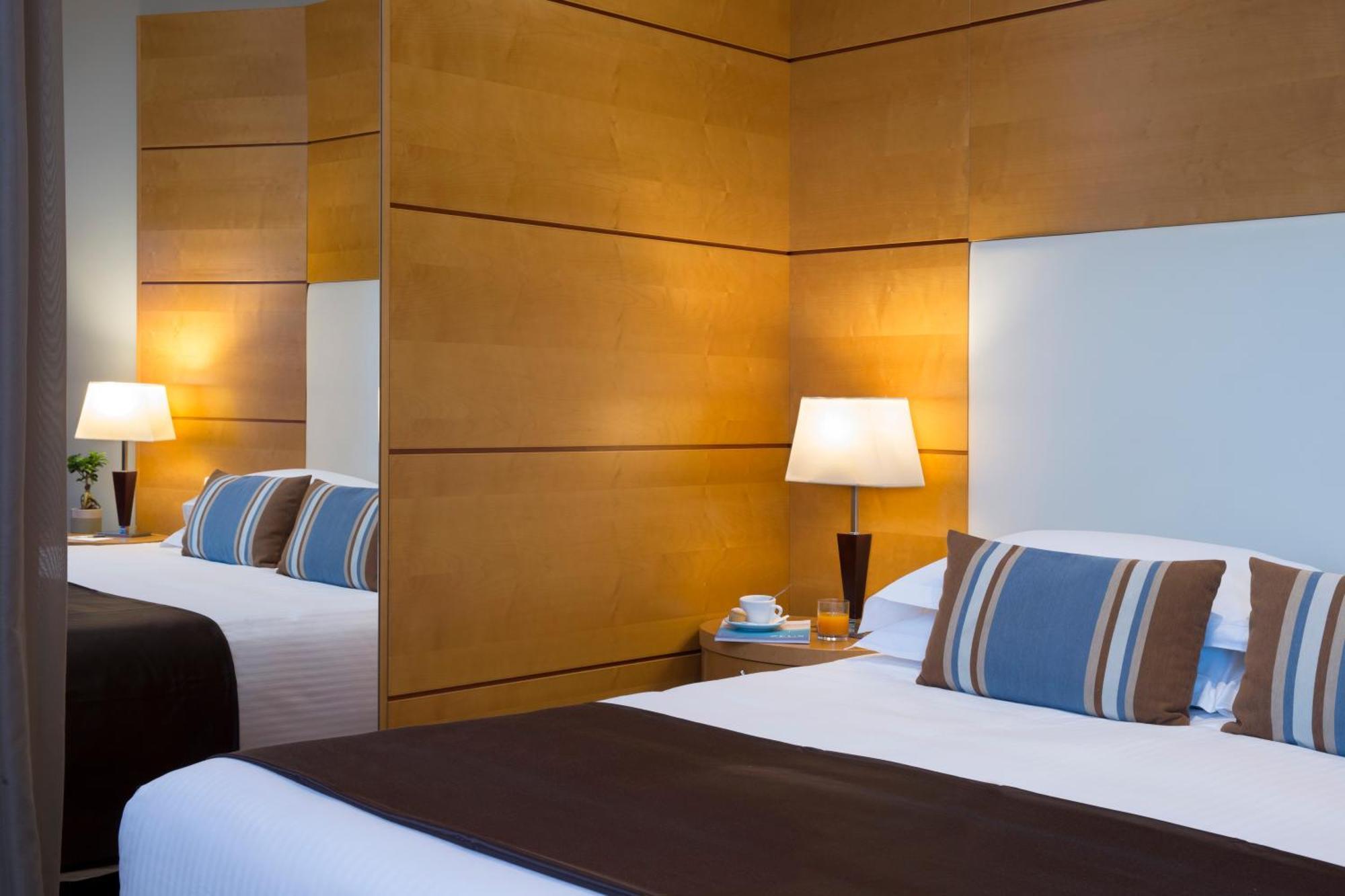 Dolce By Wyndham Milan Malpensa Hotel Somma Lombardo Bagian luar foto